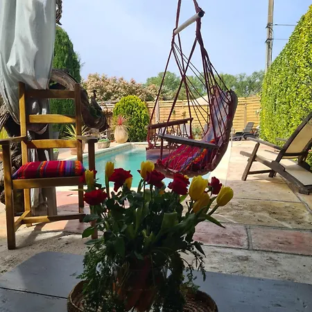 Le Mazet Des Beaujots Guest house Monteux