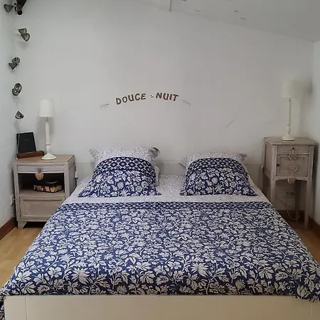 Le Mazet Des Beaujots Guest house Monteux