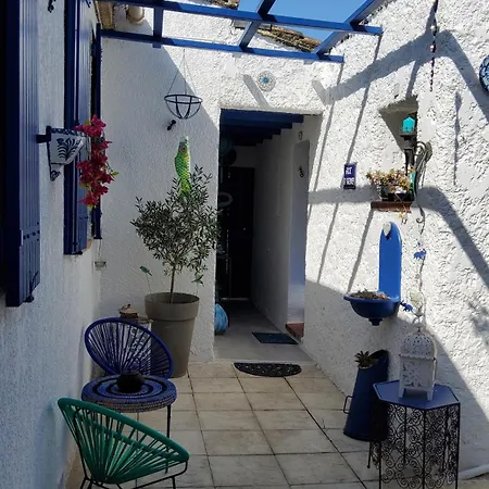 Le Mazet Des Beaujots Guest house